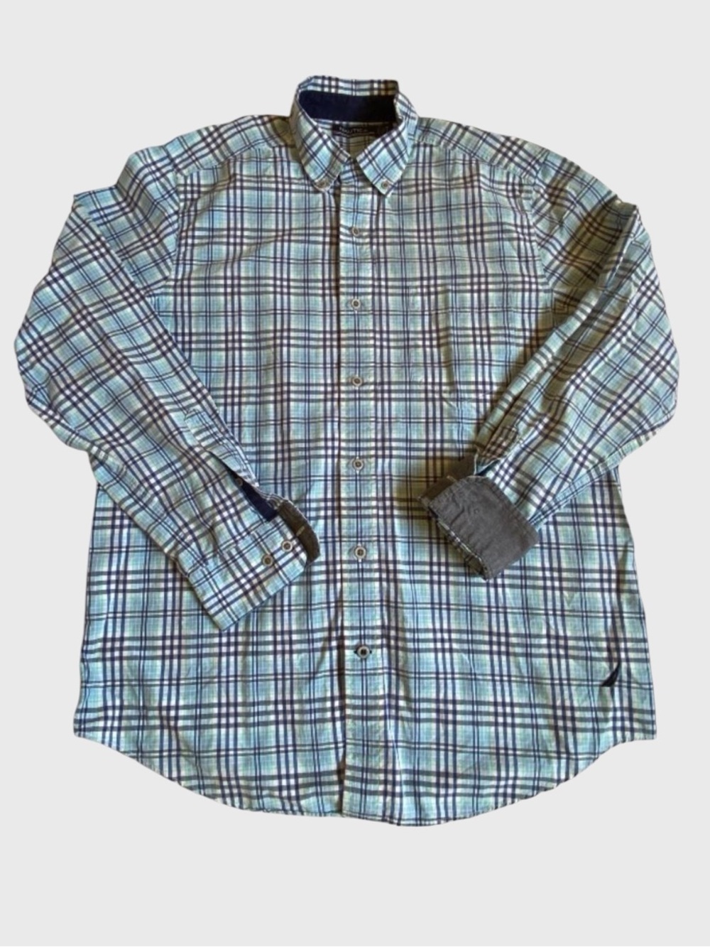 Nautica Casual Button Down Plaid Shirt Men's Size M Blue Green White Preppy